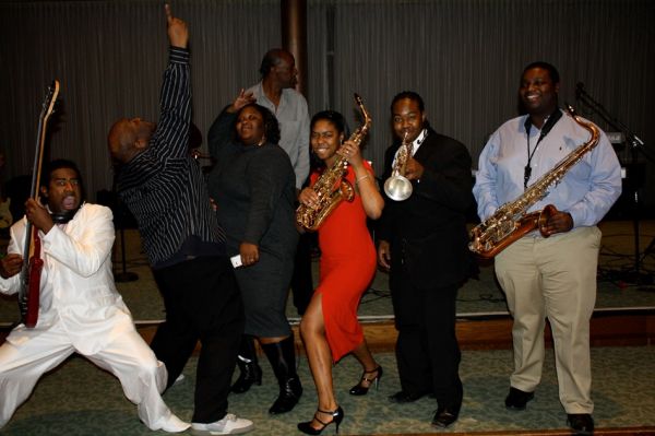 Z & the Party Faktory : Wedding Reception Band
