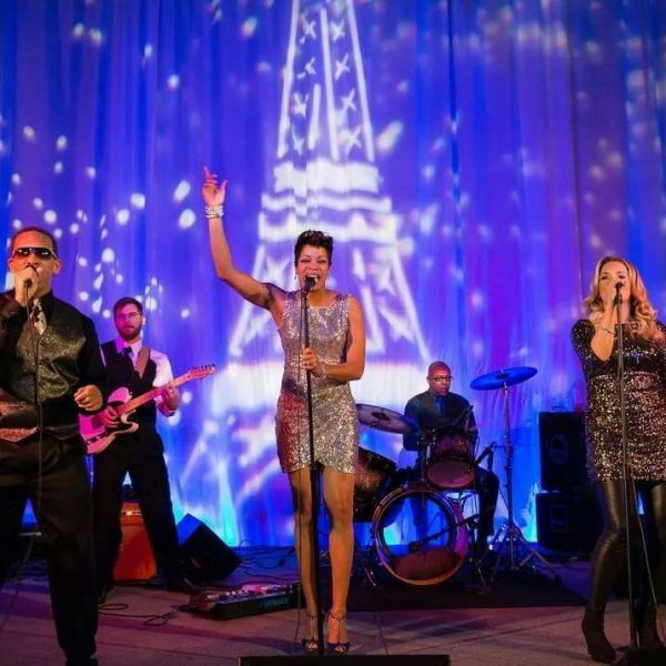 Dwanna Hughes & Prime Time Band