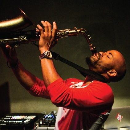 Sir Foster : DJ
