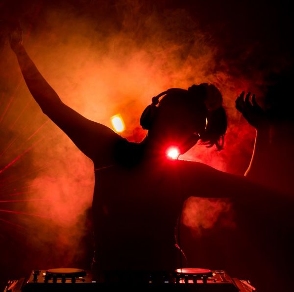 Maxim : DJ