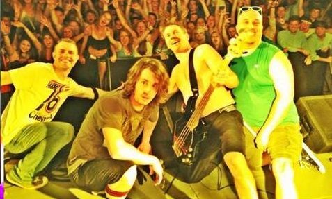 Funky Monks Red Hot Chili Peppers Tribute : College Tribute Band