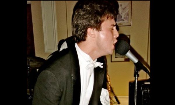 Cooper Trent Piano : Corporate Band
