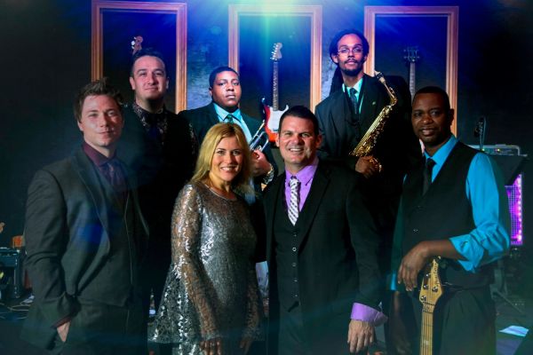Black Jacket : Corporate Event Band
