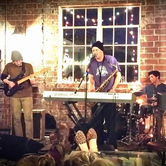 Bridge Walkers : College Cover Band